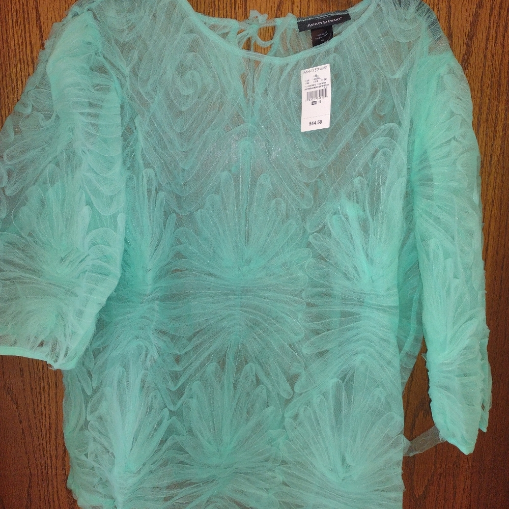Ashley Stewart abstract puff elbow sleeve top